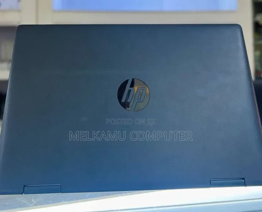 New Laptop HP Pavilion x360 8GB Intel Core i3 SSD 256GB