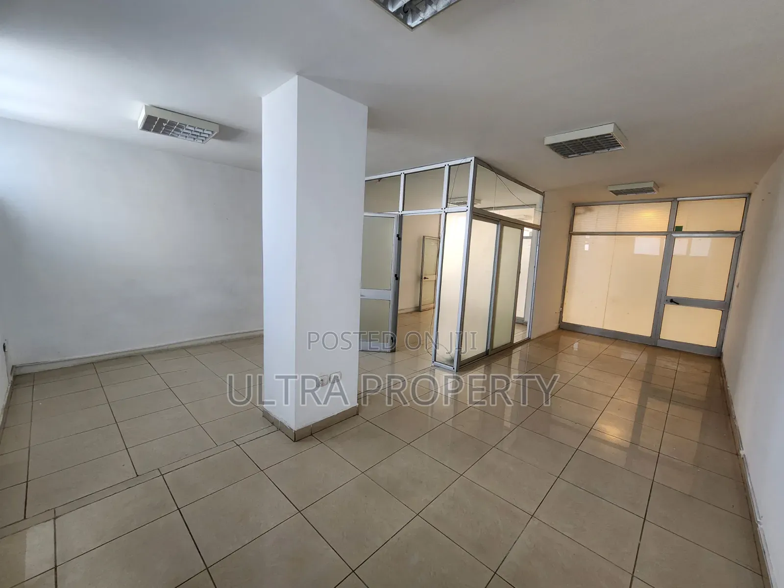 50 SQM Office Space for Rent – Prime Location