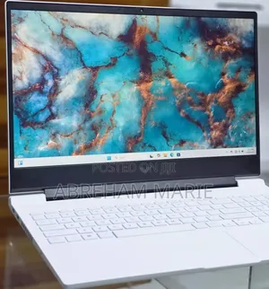 New Laptop HP Victus 16 16GB AMD Ryzen 7 SSD 1T