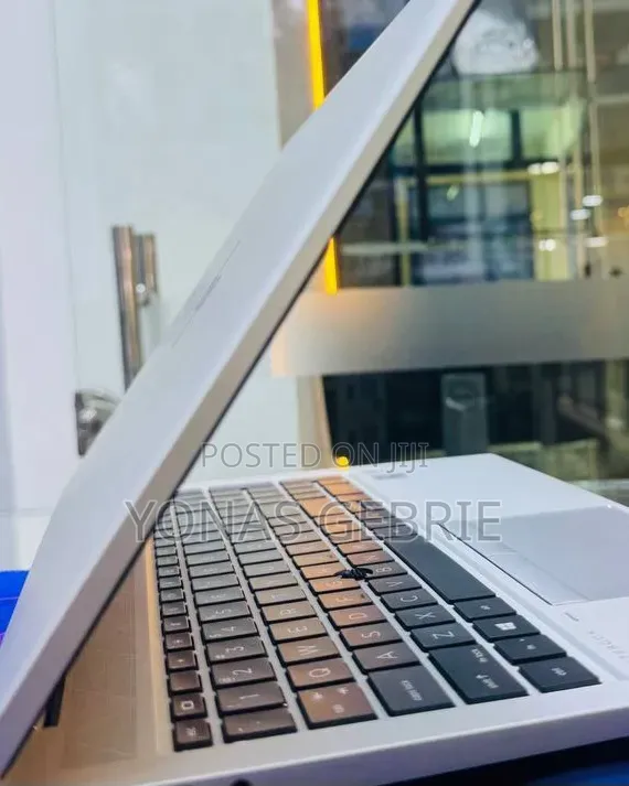 New Laptop HP EliteBook 840 16GB Intel Core i5 SSD 512GB