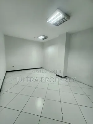 17 SQM Office for Rent – Prime Location, Kazanchis