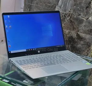 New Laptop HP Pavilion 15 8GB Intel Core i5 SSD 256GB