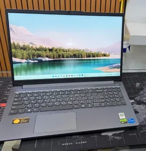 New Laptop Lenovo LOQ 15AHP10 12GB Intel Core i5 SSD 512GB