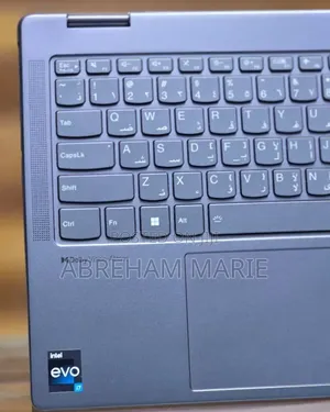 New Laptop Lenovo Yoga 7i 16GB Intel Core i7 SSD 512GB