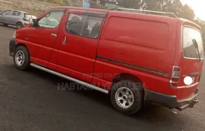 Toyota HiAce 2008 Red