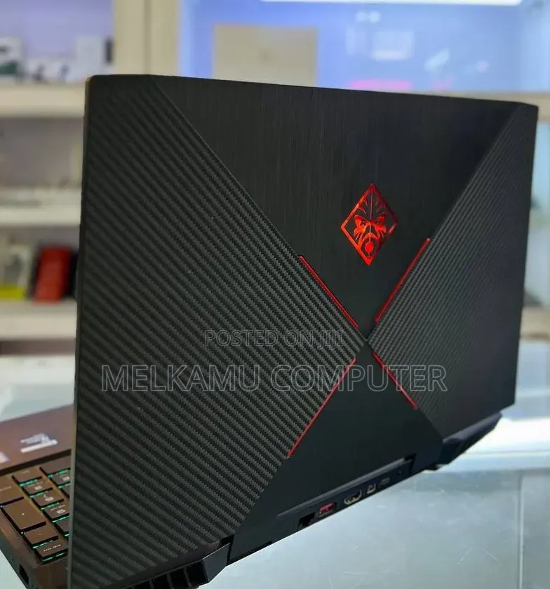New Laptop HP Omen X 8GB Intel Core i7 SSD 512GB