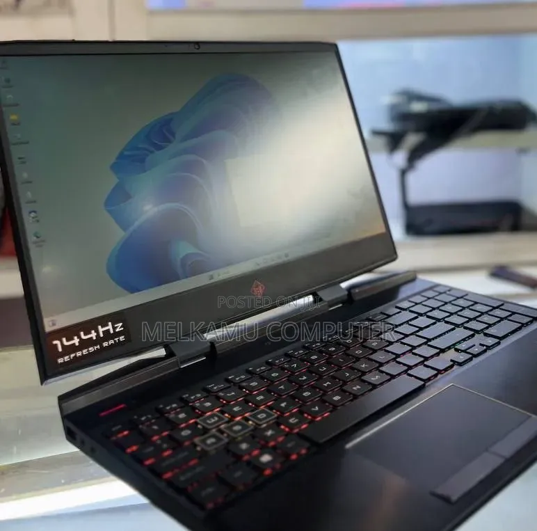 New Laptop HP Omen X 8GB Intel Core i7 SSD 512GB