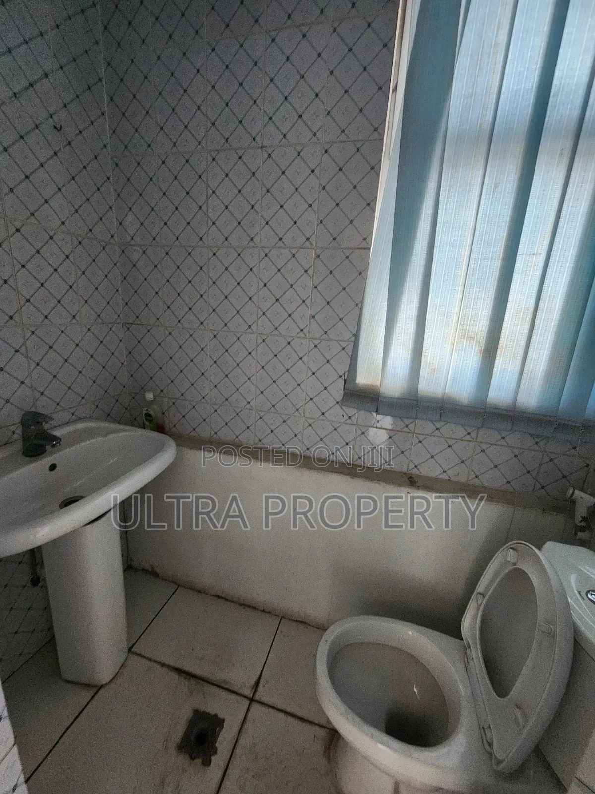 161 SQM Office for Rent – Prime Location, Kazanchis