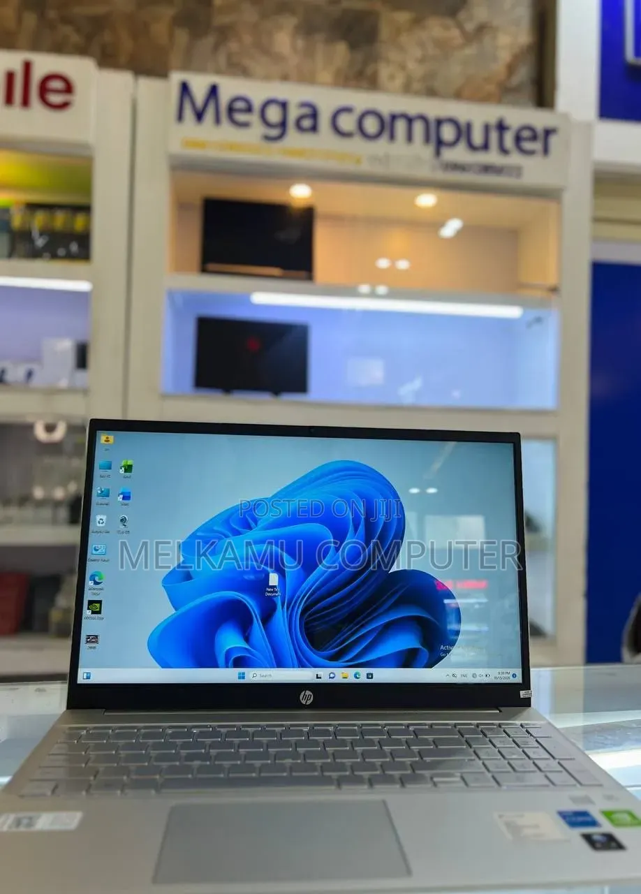 New Laptop HP Pavilion 15 16GB Intel Core i5 SSD 512GB