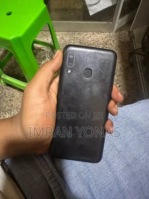 Samsung Galaxy A20e 32 GB Black