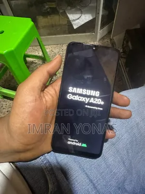 Samsung Galaxy A20e 32 GB Black