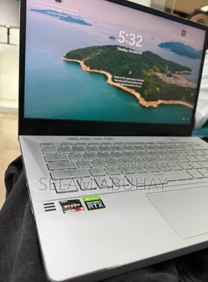 Laptop Asus ROG Zephyrus G14 16GB AMD Ryzen 9 SSD 512GB
