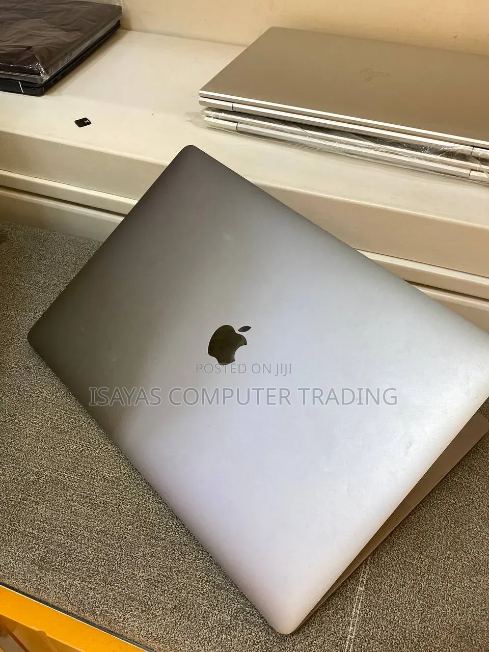 Laptop Apple MacBook Pro 2017 16GB Intel Core i7 SSD 512GB