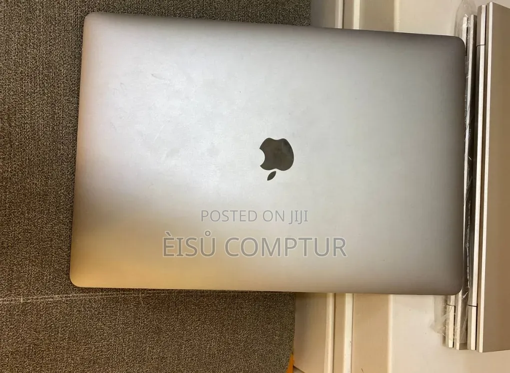 New Laptop Apple MacBook 2017 16GB Intel Core i7 SSD 512GB