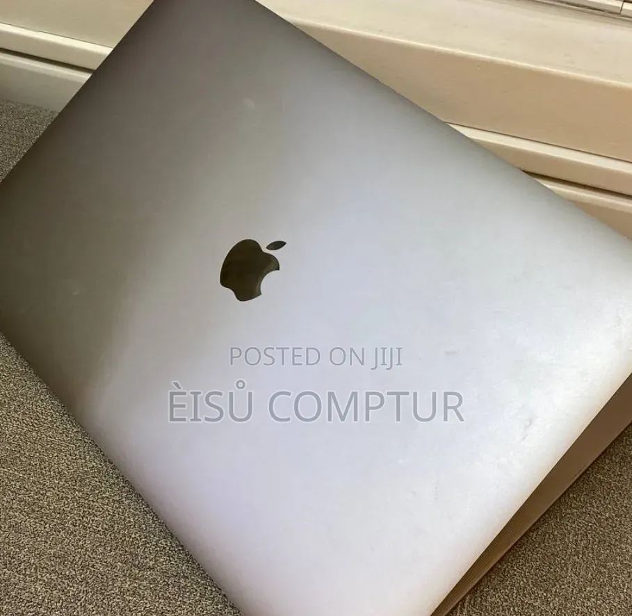 New Laptop Apple MacBook 2017 16GB Intel Core i7 SSD 512GB
