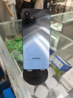 New Samsung Galaxy A06 64 GB Black