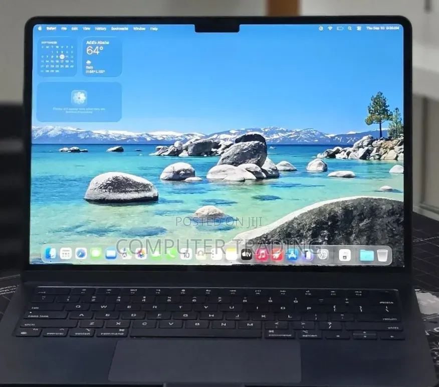 New Laptop Apple MacBook Air 2022 M2 8GB Intel Core i7 SSD 256GB