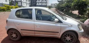 Toyota Vitz 1.3 AWD 5dr 2000 Silver