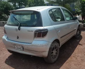 Toyota Vitz 1.3 AWD 5dr 2000 Silver