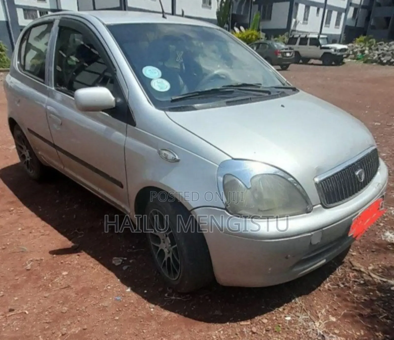 Toyota Vitz 1.3 AWD 5dr 2000 Silver