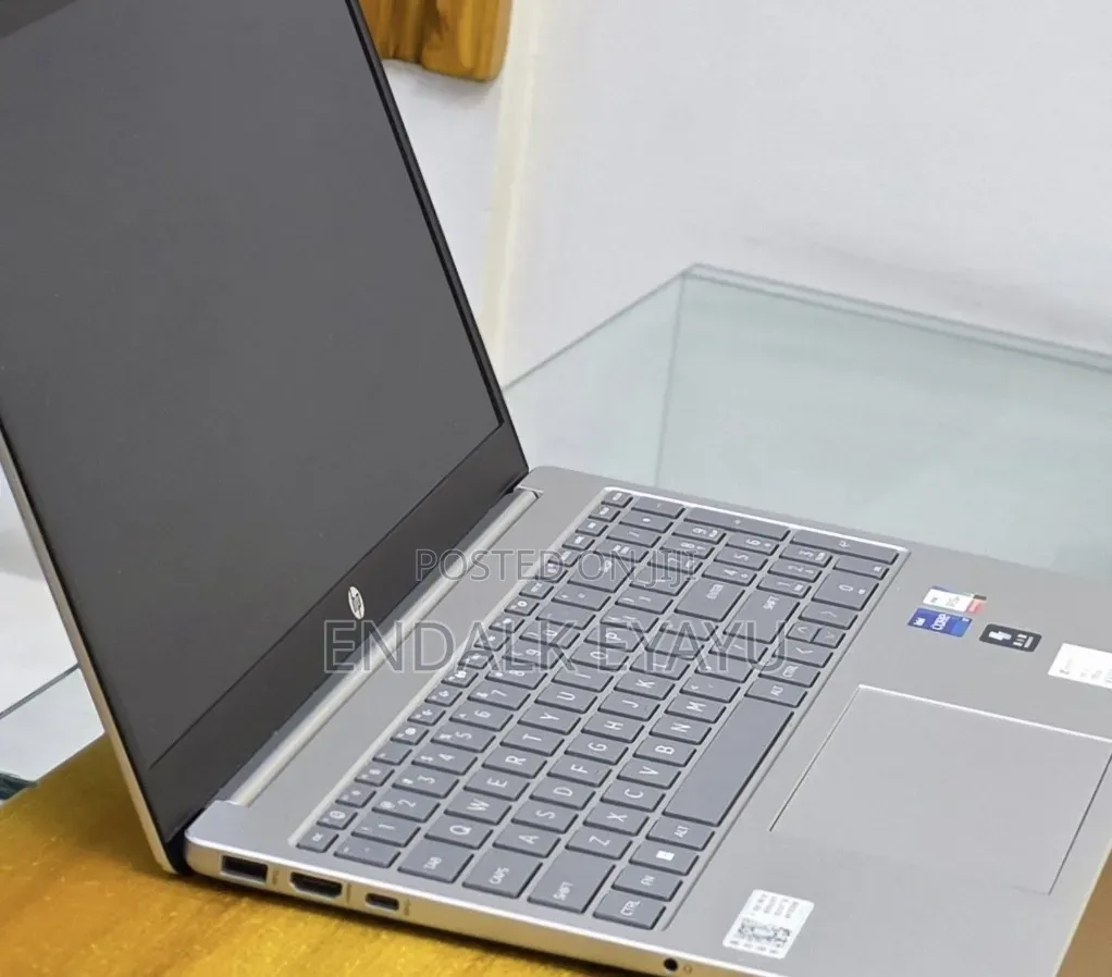 New Laptop HP Stream Notebook 16GB Intel Core i7 SSD 512GB