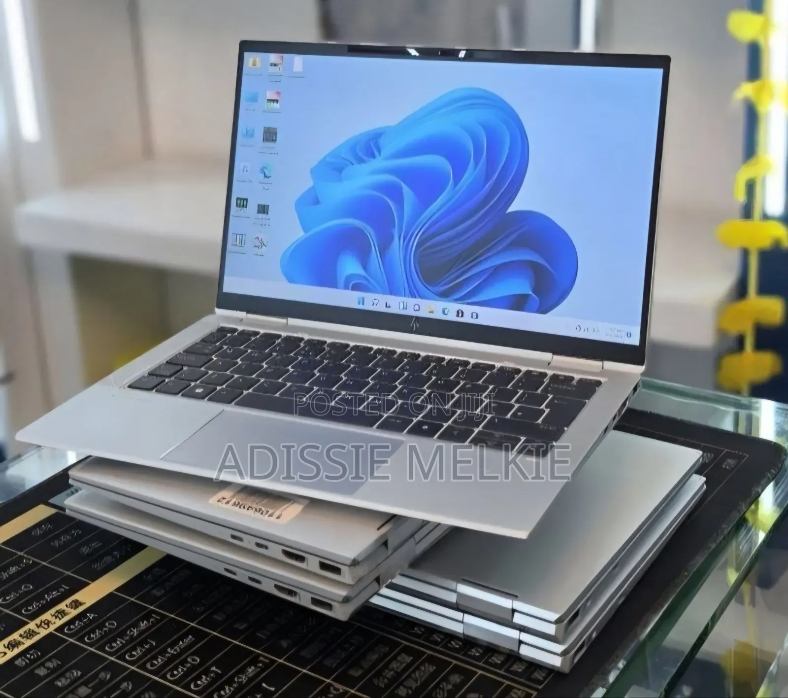 New Laptop HP EliteBook x360 1030 G8 16GB Intel Core i7 SSD 512GB