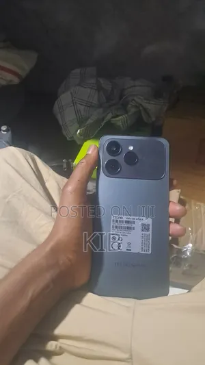 Tecno Spark 40 128 GB Gray