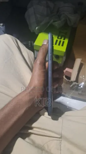 Tecno Spark 40 128 GB Gray