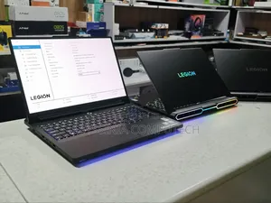 New Laptop Lenovo Legion Pro 7 32GB Intel Core Ultra 9 SSD 1T