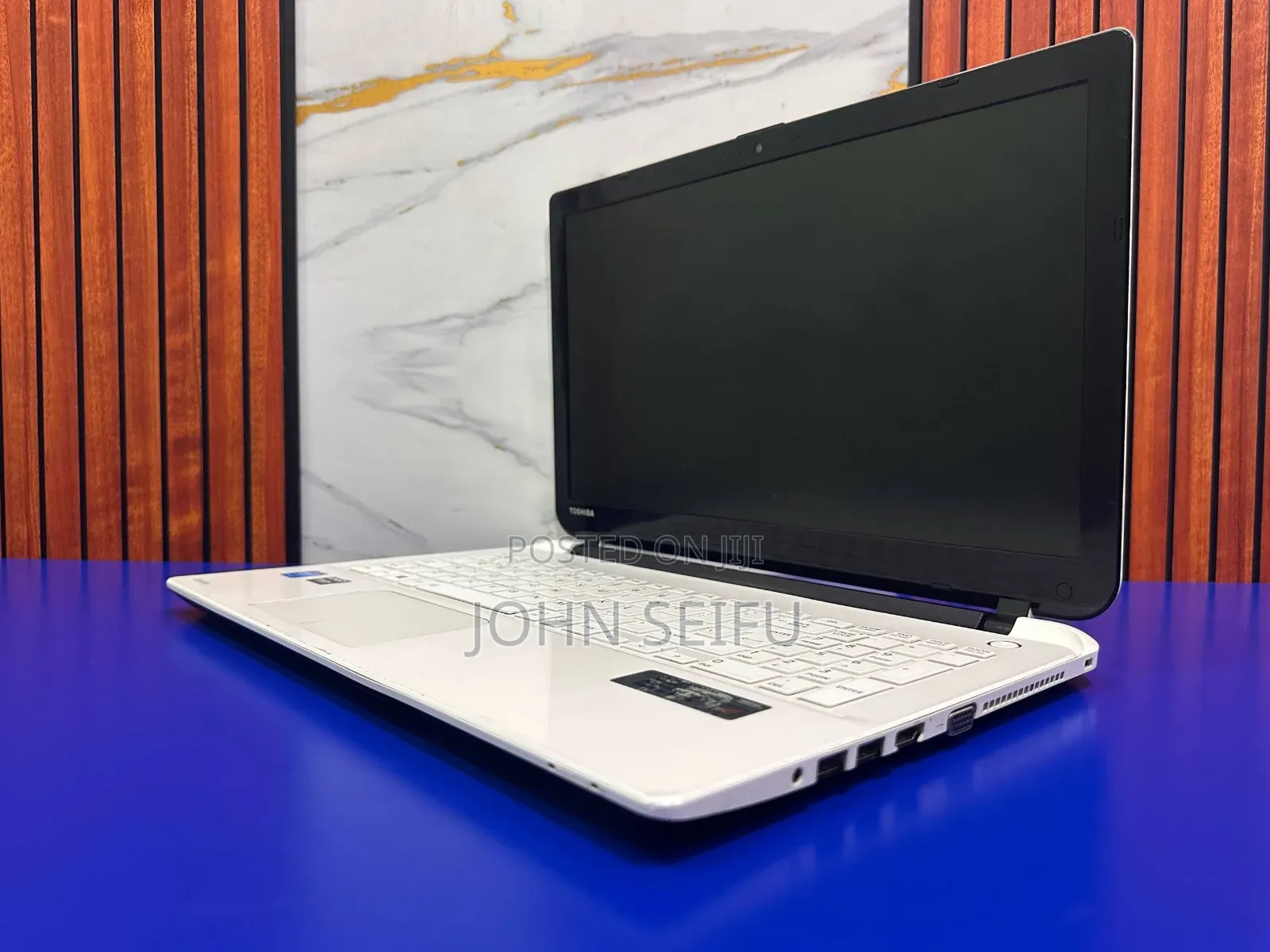 New Laptop Toshiba Satellite C55 8GB Intel Core i5 HDD 500GB