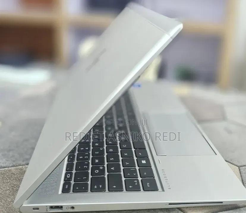 New Laptop HP EliteBook 840 16GB Intel Core i5 SSD 512GB