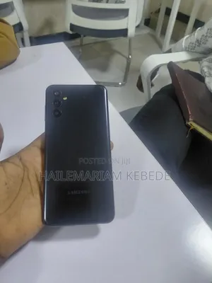 Samsung Galaxy M13 64 GB Black