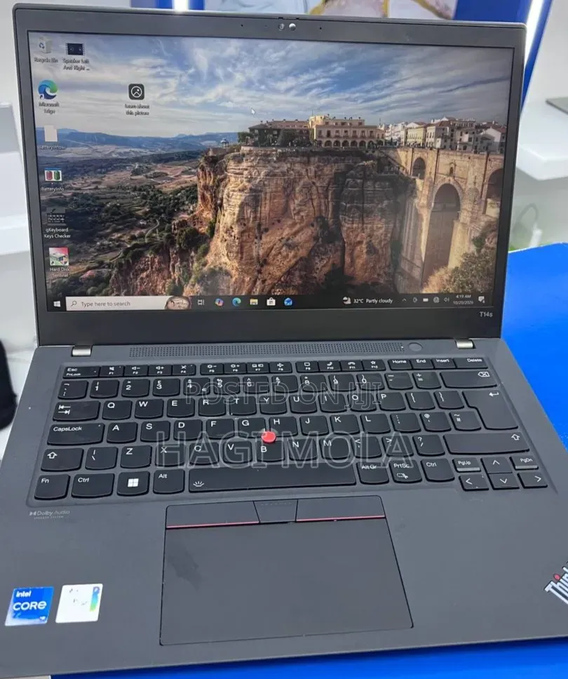 New Laptop Lenovo ThinkPad T14s G4 16GB Intel Core i7 SSD 512GB