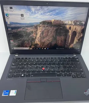 New Laptop Lenovo ThinkPad T14s G4 16GB Intel Core i7 SSD 512GB
