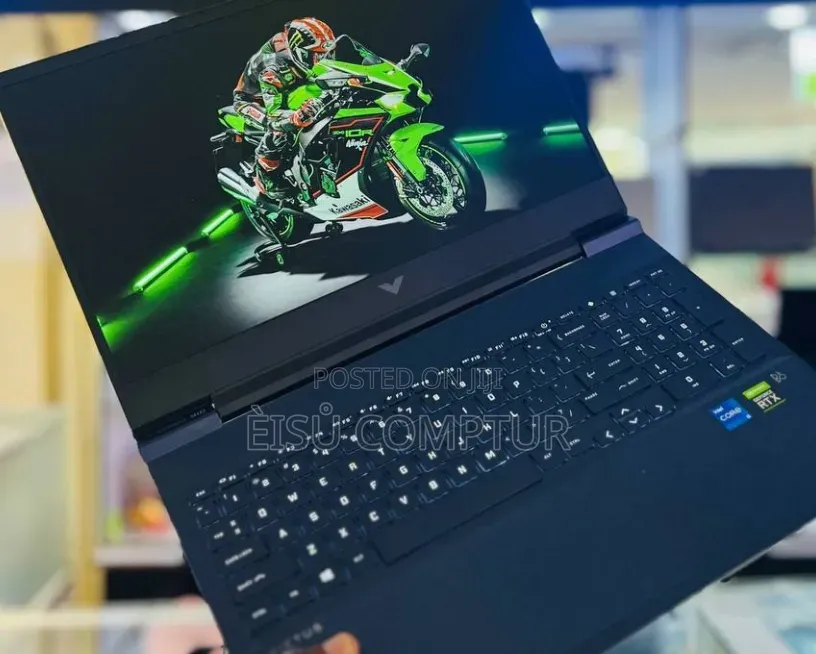 New Laptop HP Victus 15 16GB Intel Core i7 SSD 512GB