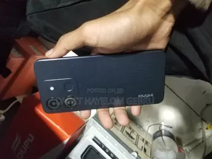 Infinix Smart 7 HD 64 GB Blue