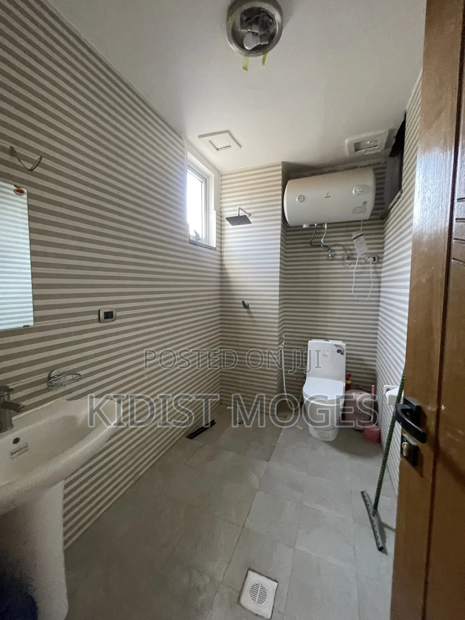 Furnished 2bdrm Apartment in Yeka for rent