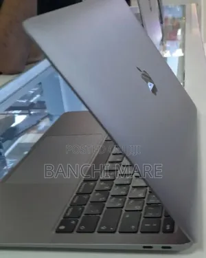 New Laptop Apple MacBook Air 2020 M1 8GB Apple M1 SSD 256GB