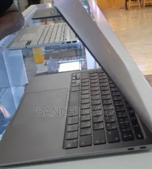 New Laptop Apple MacBook Air 2020 M1 8GB Apple M1 SSD 256GB