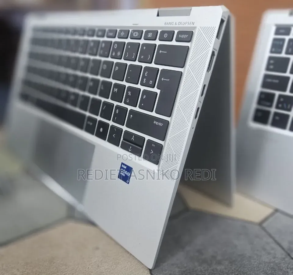 New Laptop HP EliteBook 1030 16GB Intel Core i7 SSD 512GB