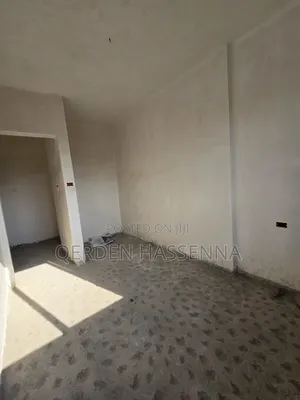 2bdrm Apartment in Qerden Hasenna, Nifas Silk-Lafto for sale