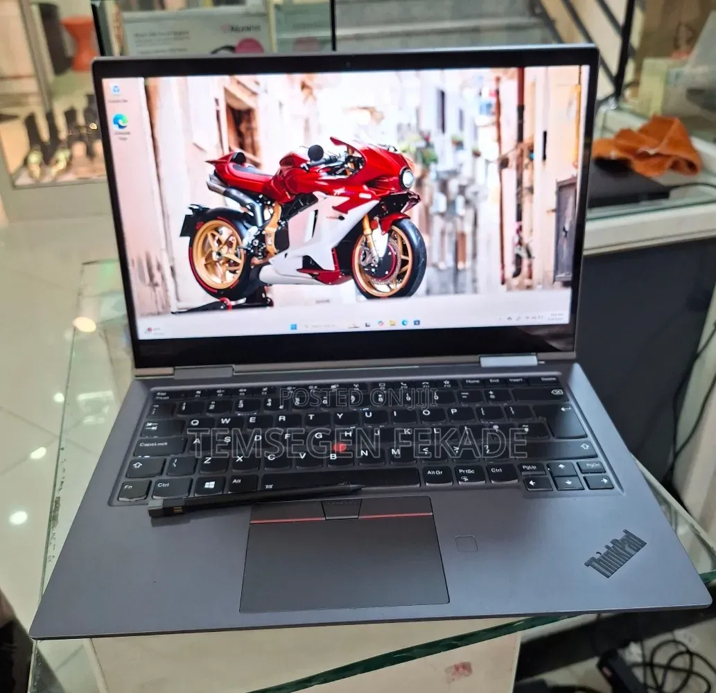 New Laptop Lenovo ThinkPad X1 Yoga 16GB Intel Core i7 SSD 512GB