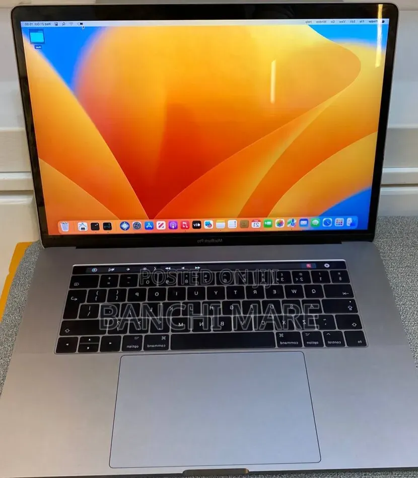 New Laptop Apple MacBook Pro 2017 16GB Intel Core i7 SSD 512GB