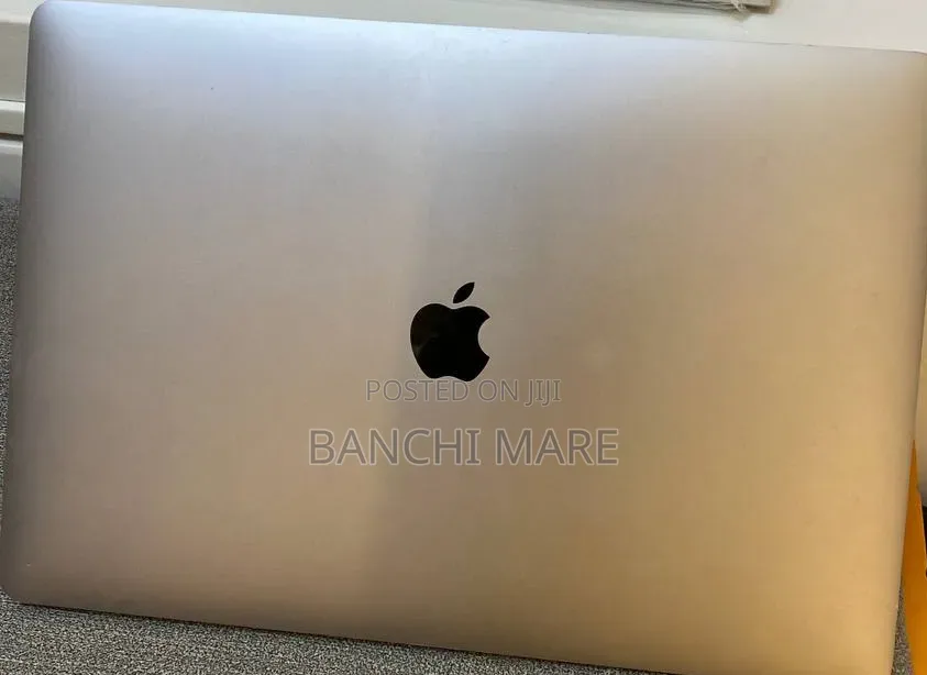 New Laptop Apple MacBook Pro 2017 16GB Intel Core i7 SSD 512GB