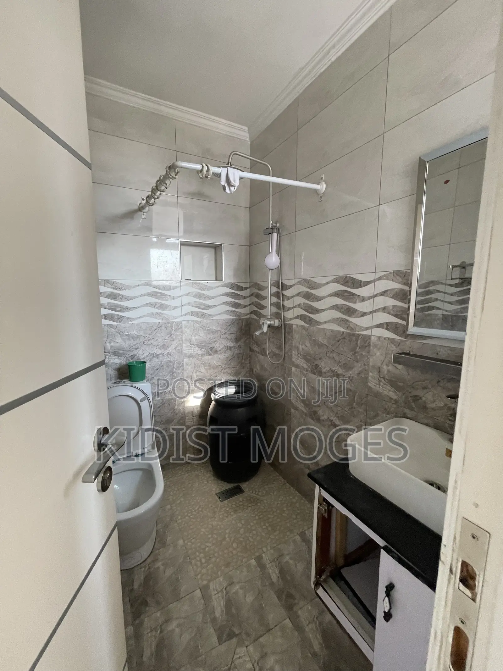 Furnished 2bdrm Apartment in Bole for rent