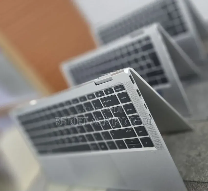 New Laptop HP EliteBook 1040 G8 16GB Intel Core i7 SSD 512GB