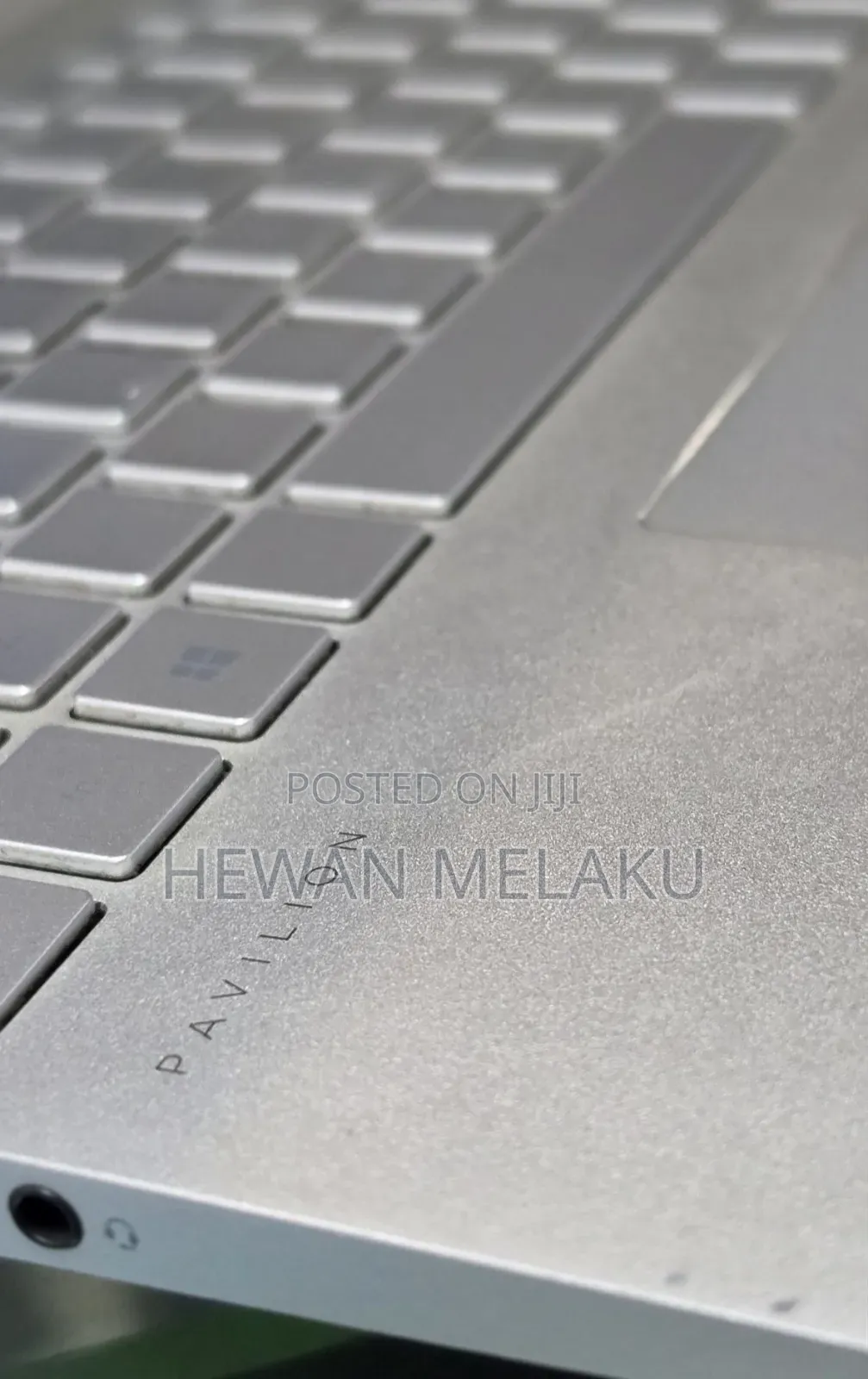New Laptop HP Pavilion 15 8GB Intel Core i5 SSD 256GB