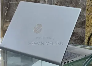New Laptop HP Pavilion 15 8GB Intel Core i5 SSD 256GB