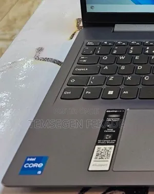New Laptop Lenovo Ideapad 3 8GB Intel Core i5 SSD 512GB