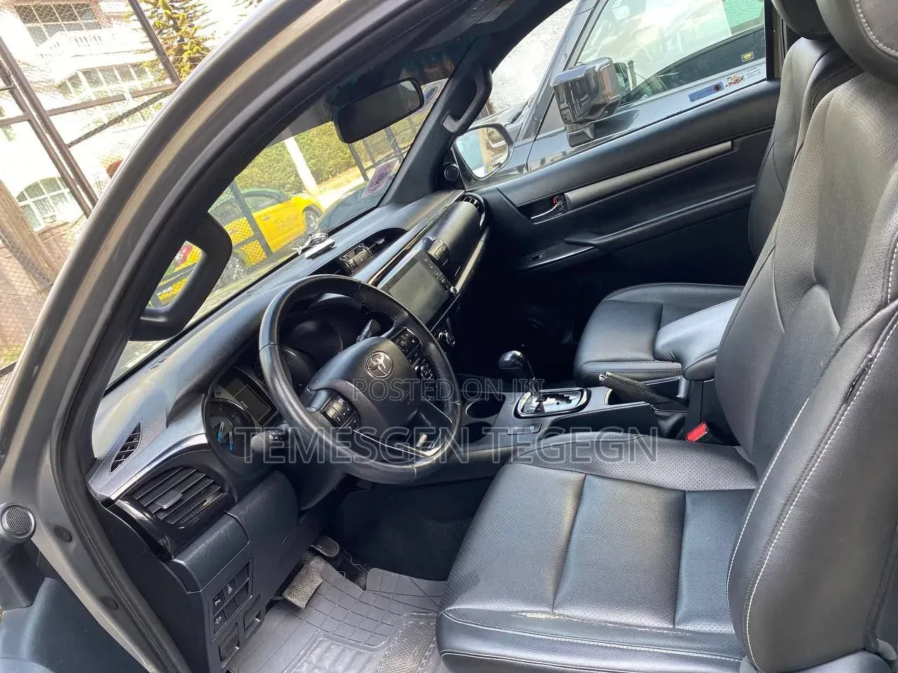 Toyota Hilux 2021 Gray